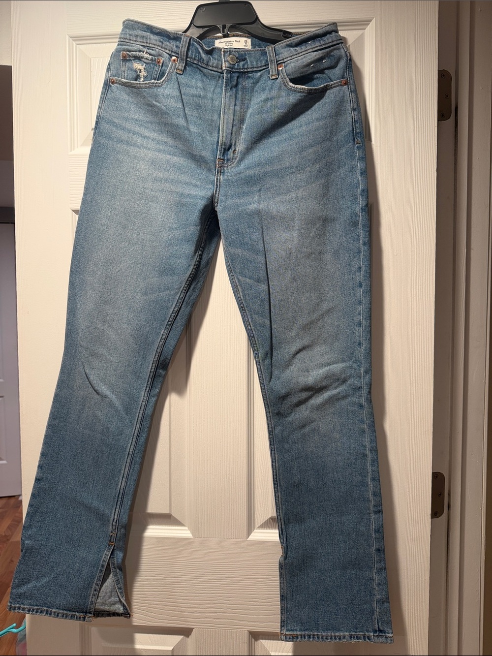 Light Wash skinny  Leg Jeans - Blue